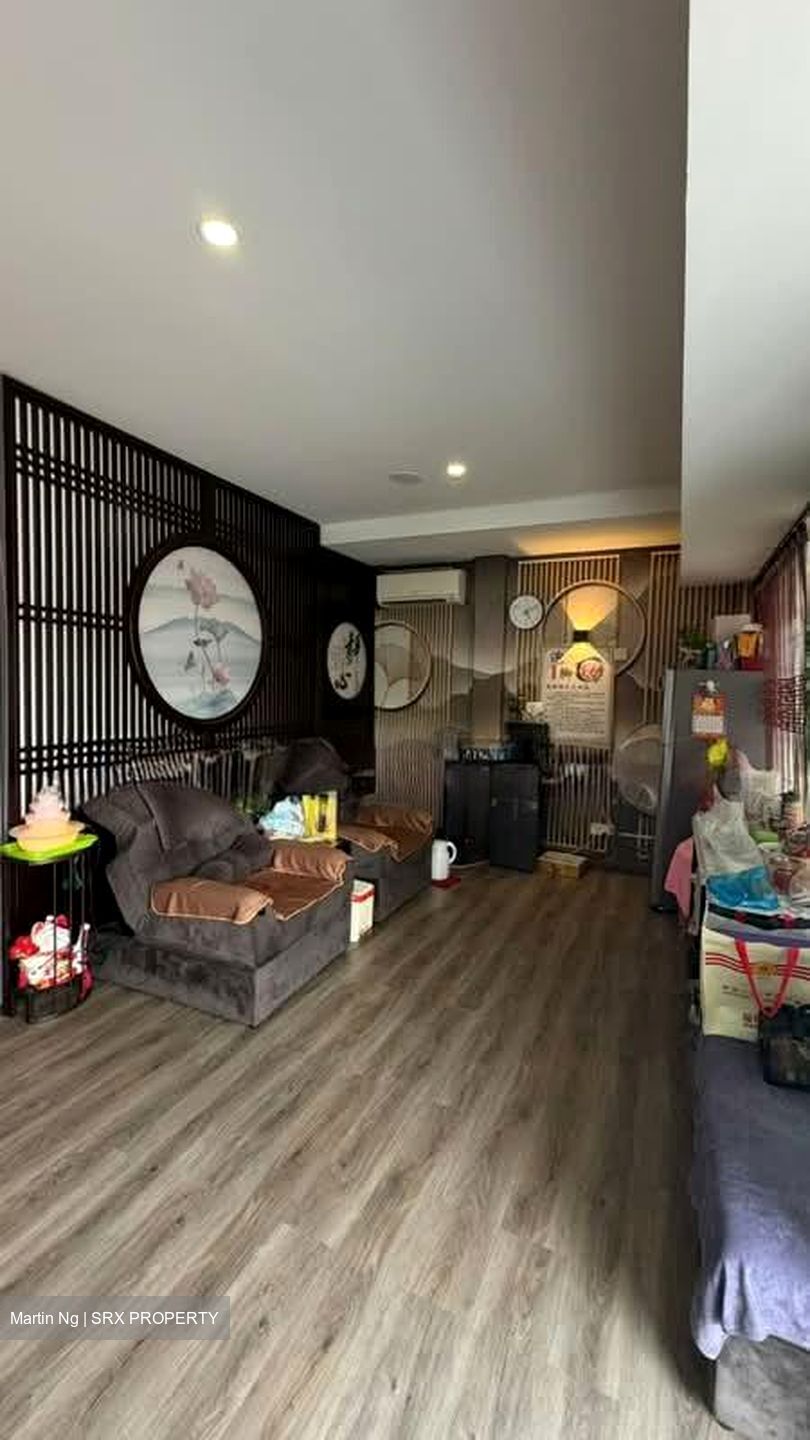Changi Road (D14), Shop House #534711721